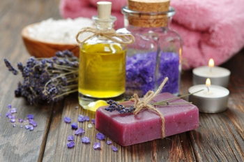 イスラエル発！ボディスクラブが有名なコスメショップで販売！＠ルミネ町田