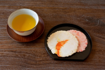 12月1日～12月31日まで！えびせんべいが有名でショップで納品・ストック作業、接客フォロー！＠玉川高島屋S・C