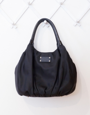 販売staff/ナイロンバッグが人気のブランド【LONGCHAMP】@そごう横浜店